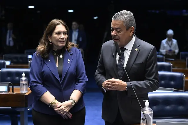 Bia Kicis no Senado defende projeto sobre dor crônica