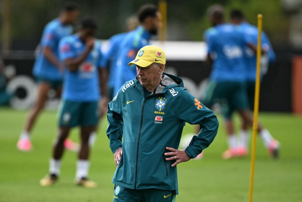 Ancelotti deve usar elenco inteiro contra Panamá