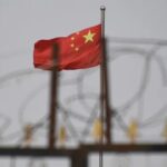 China condena ex-ministros da Defesa à morte com sursis