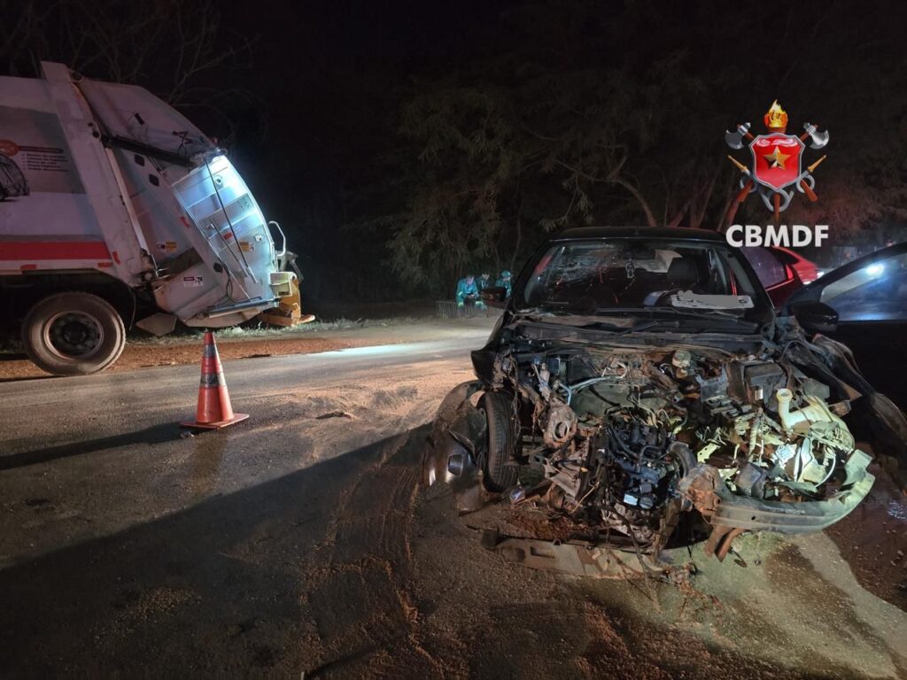 Colisão entre carro, caminhão e ônibus deixa ferida em Sobradinho
