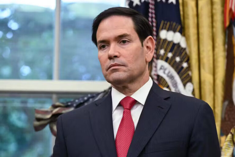Rubio e Lavrov discutem guerra na Ucrânia em ligação
