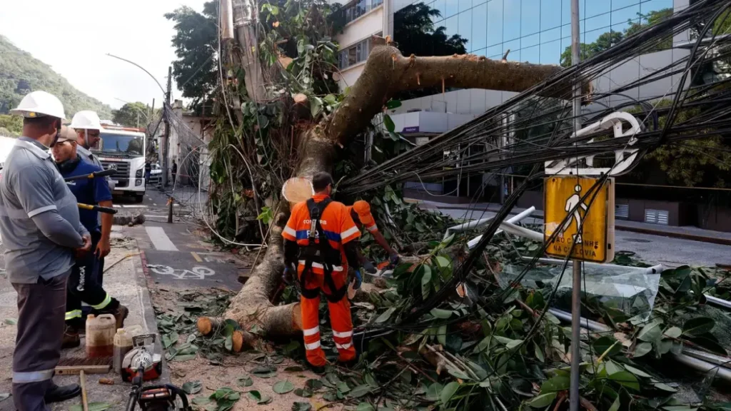 Especialistas: investimento é chave para rede elétrica resiliente
