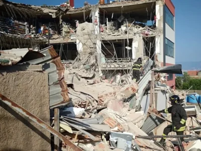 Terremoto de 4,7 atinge sul da Itália e fere 8 pessoas