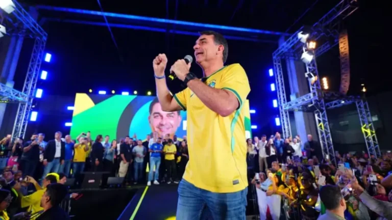 Flávio anuncia vice nesta quarta; PL define chapa
