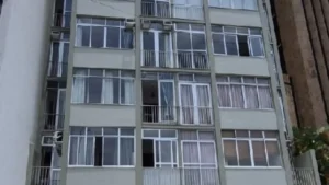 Caixa leiloa apartamento de Eduardo Bolsonaro em Botafogo