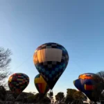 FEA 2026 encerra com céu de Brasília tomado por balões