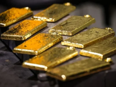 Ouro fecha em alta com foco no Fed e ignora petróleo