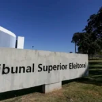 TSE suspende filiações após caso Flávio Bolsonaro