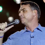 Flávio: Lula se apequena e pensa na eleição, não no país